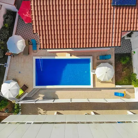 بيت للعطل Sky *