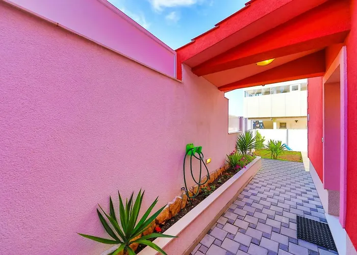 Sky Будинок відпочинку Чіово